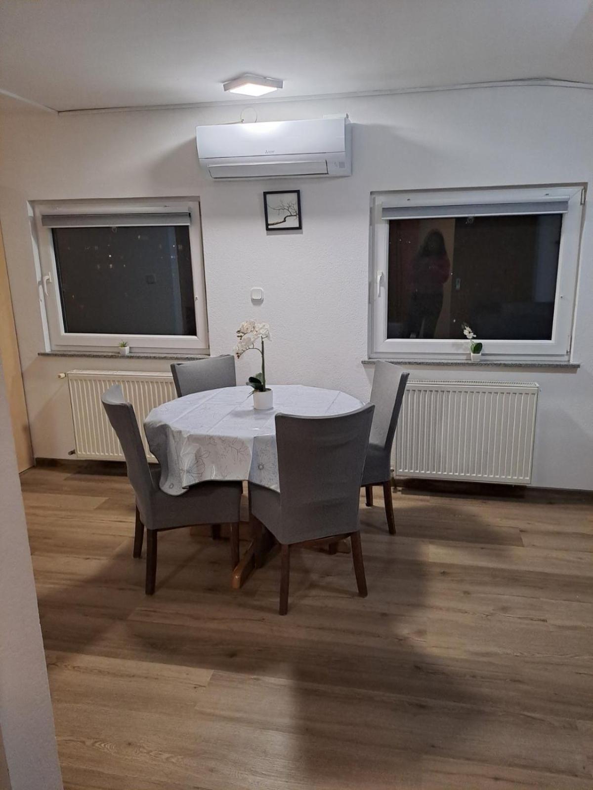 Apartma Golovec Любляна Екстериор снимка